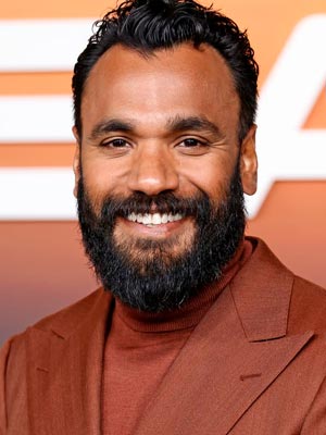 Энди МакКуин в роли Ибрагима Рамина